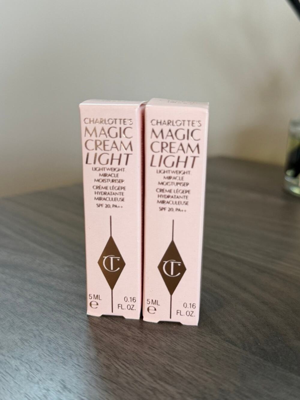 Charlotte Tilbury Magic Cream Light SPF20 5mL x2 NEW Mini Moisturizer